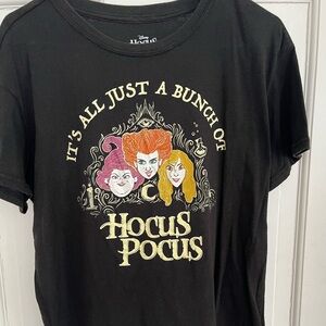 Disney Hocus Pocus Halloween T-shirt. Sanderson Sisters. Black. Size XL.